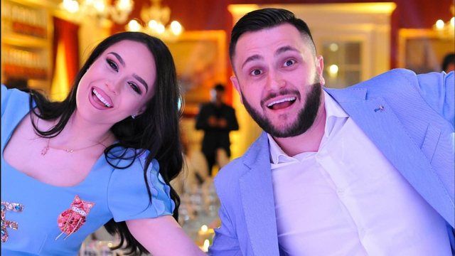 Thumbon Besin, por feston me nënën e tij! Xhensila Myrtezaj poston foton e papritur në ditëlindjen e vajzës