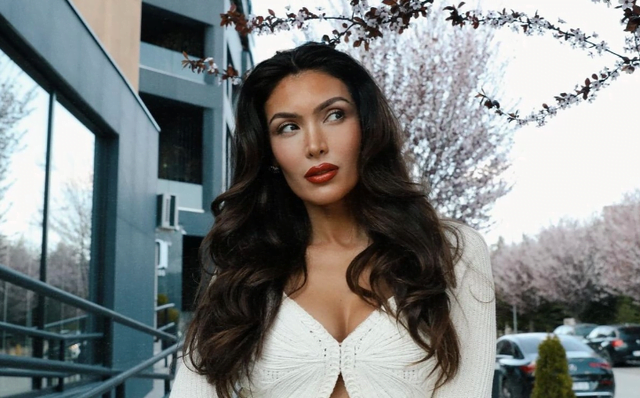 Gjithmonë po kaq e bukur, ja si dukej Nora Istrefi 15 vite më parë