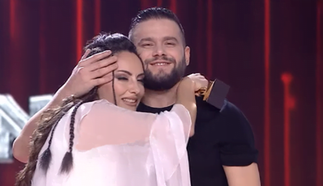 “I zhdukur” prej kohësh nga muzika, Eneda Tarifa tregon gjendjen e Flor Mumajesit