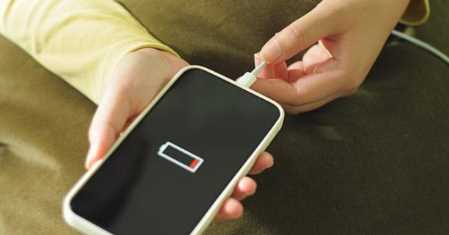 Ekspertët e Iphone/Ja si mund ta karikoni telefonin 4 herë më shpejt