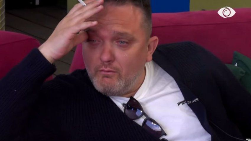 Juli bën postimin prekës për babain e ndjerë: Një Zot e di sa më ka marrë malli për ty