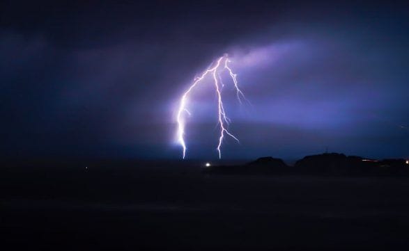 Creator: gd jpeg v1.0 (using ijg jpeg v80), quality = 82?