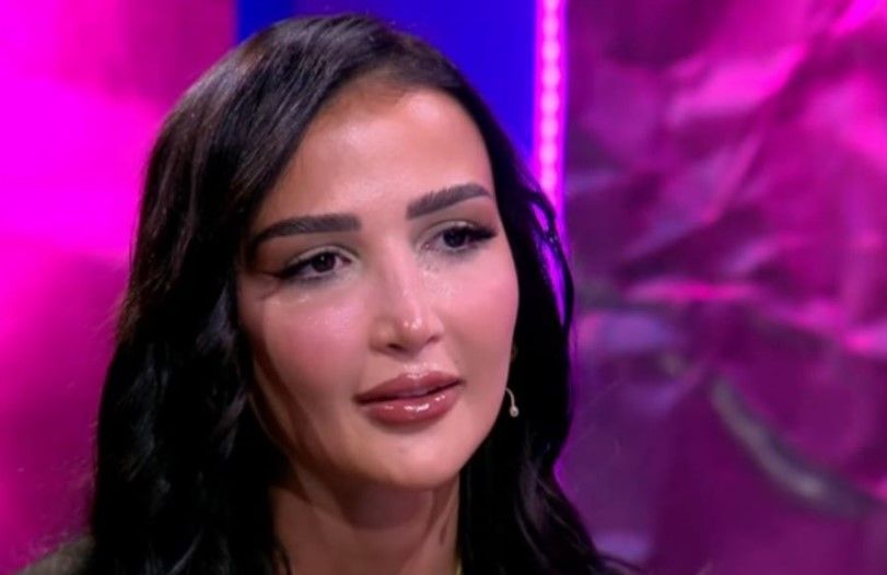 ‘Na dinte të v*ekur’, Xheneta Fetahu tregon mes lotësh takimin e parë pas 23 vitesh me nënën e saj