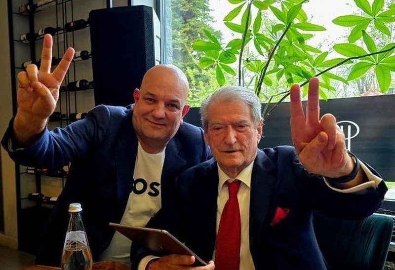 800 0 1763296593x640 0 ad6e2c34 28be 4241 8905 263ec367ecad 685 4229176736757430663890