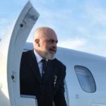 Edi rama ne avion1083167621013845465