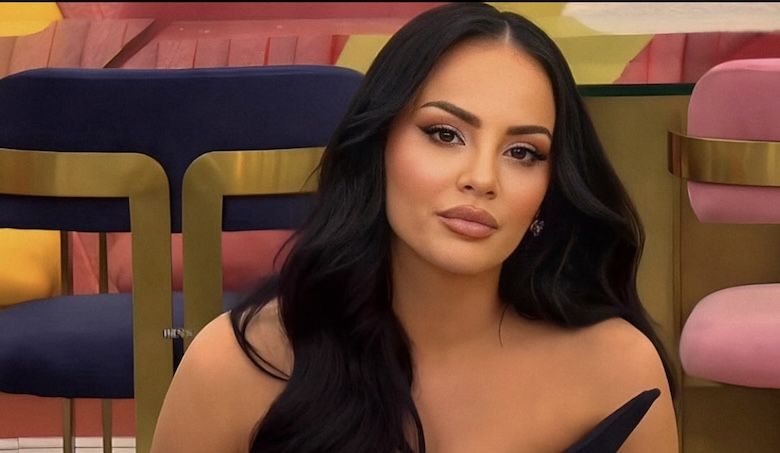 ‘Hera e fundit që flas’, rrjeti e ‘kryqëzoi’ për veshjen, flet Sara