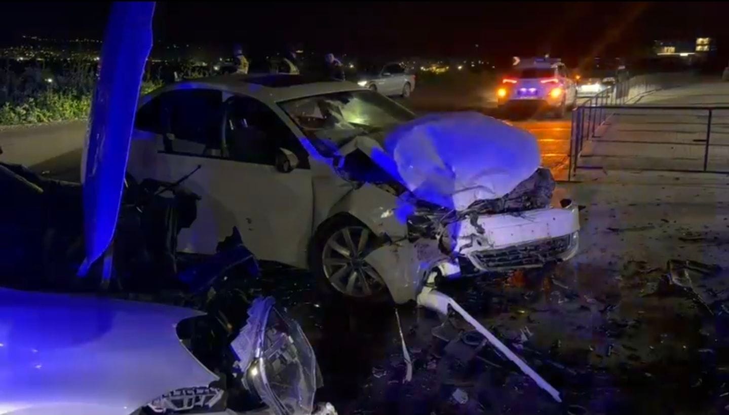 Aksident i rëndë në aksin Fier–Patos, dy drejtues dhe 3 pasagjerë të lënduar pranë fshatit Mbyet