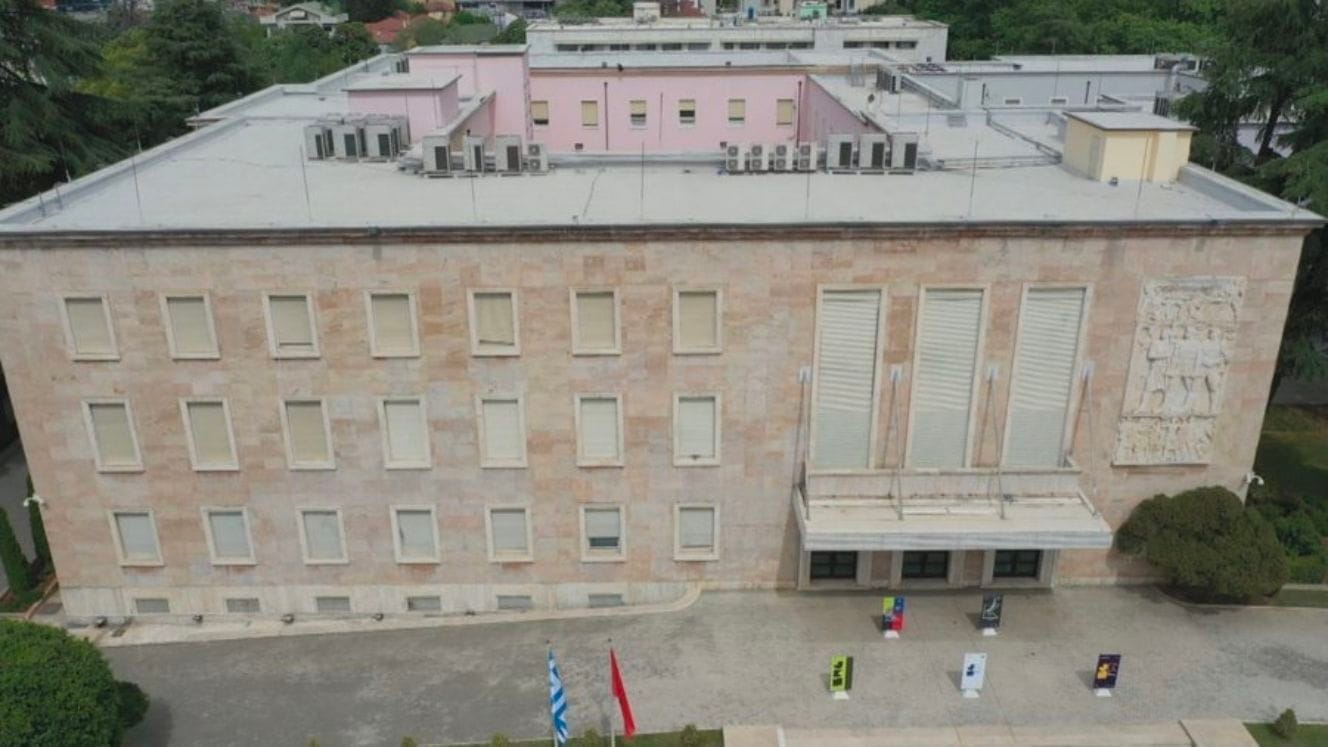 Alarmi i Ambasadës Amerikane, reagon qeveria: Asnjë informacion shqetësues lidhur me këtë hamendësim