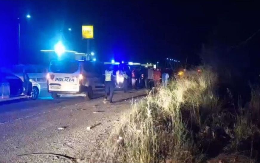 Aksident i rëndë me pasojë vd*kje, përplaset automjeti me motoçikletë – humb jetën 36-vjeçari