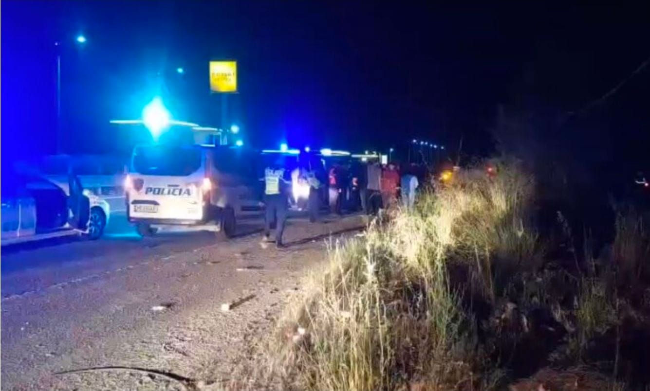 Aksident i rëndë me pasojë vd*kje, përplaset automjeti me motoçikletë – humb jetën 36-vjeçari